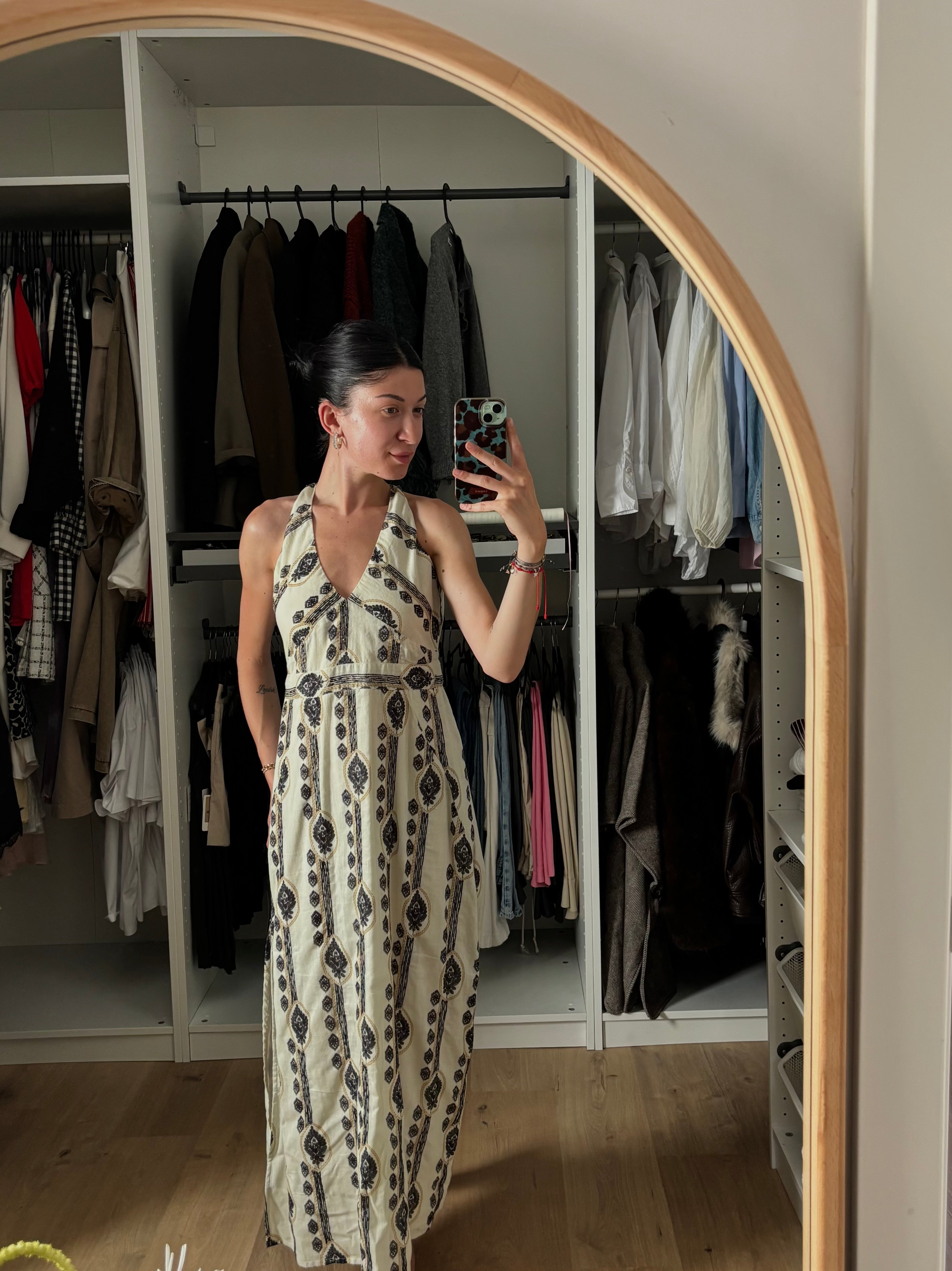 VESTIDO BORDADO