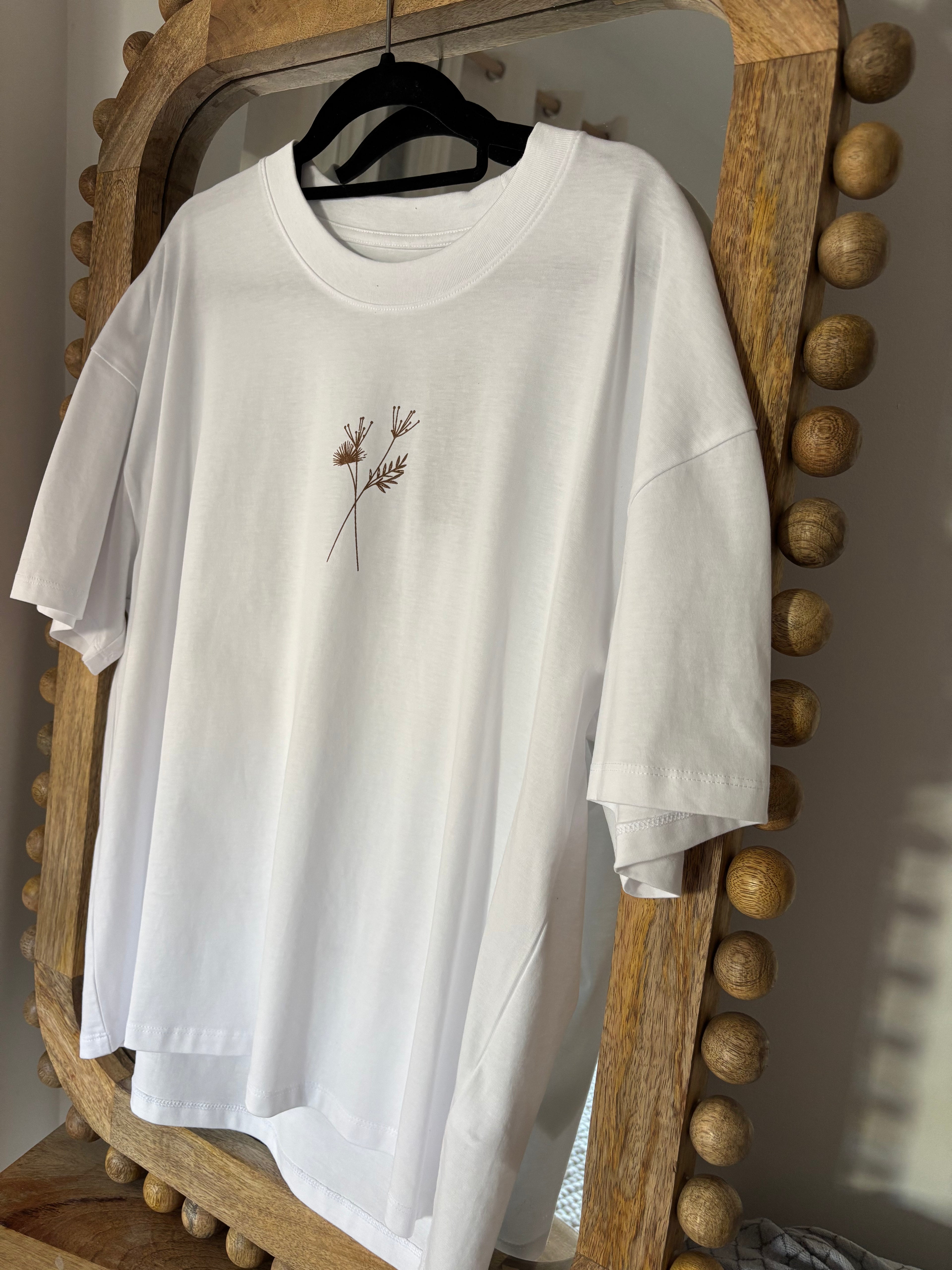 CAMISETA J.E ESTAMPADA OVERSIZE