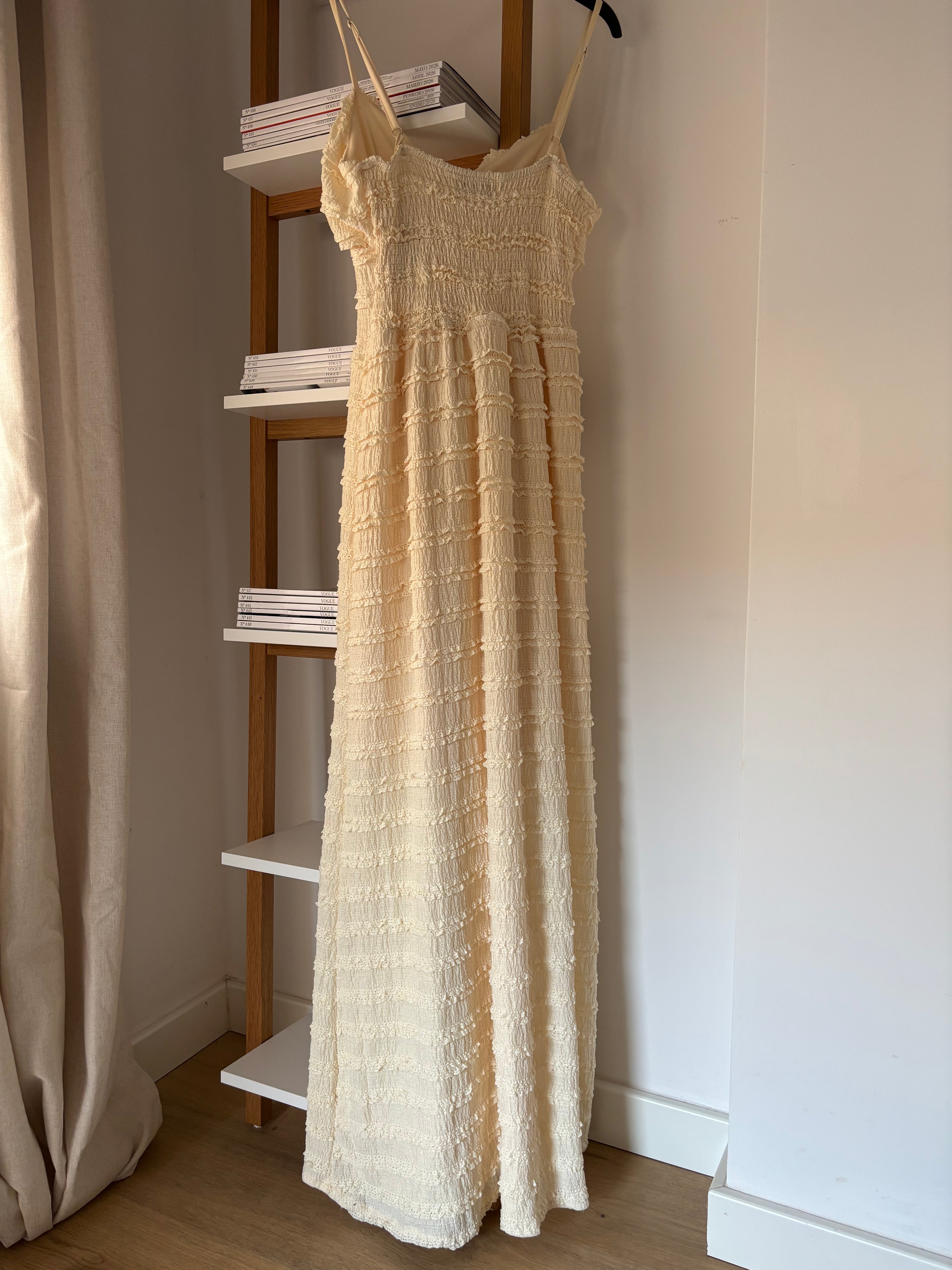 VESTIDO PUNTILLA