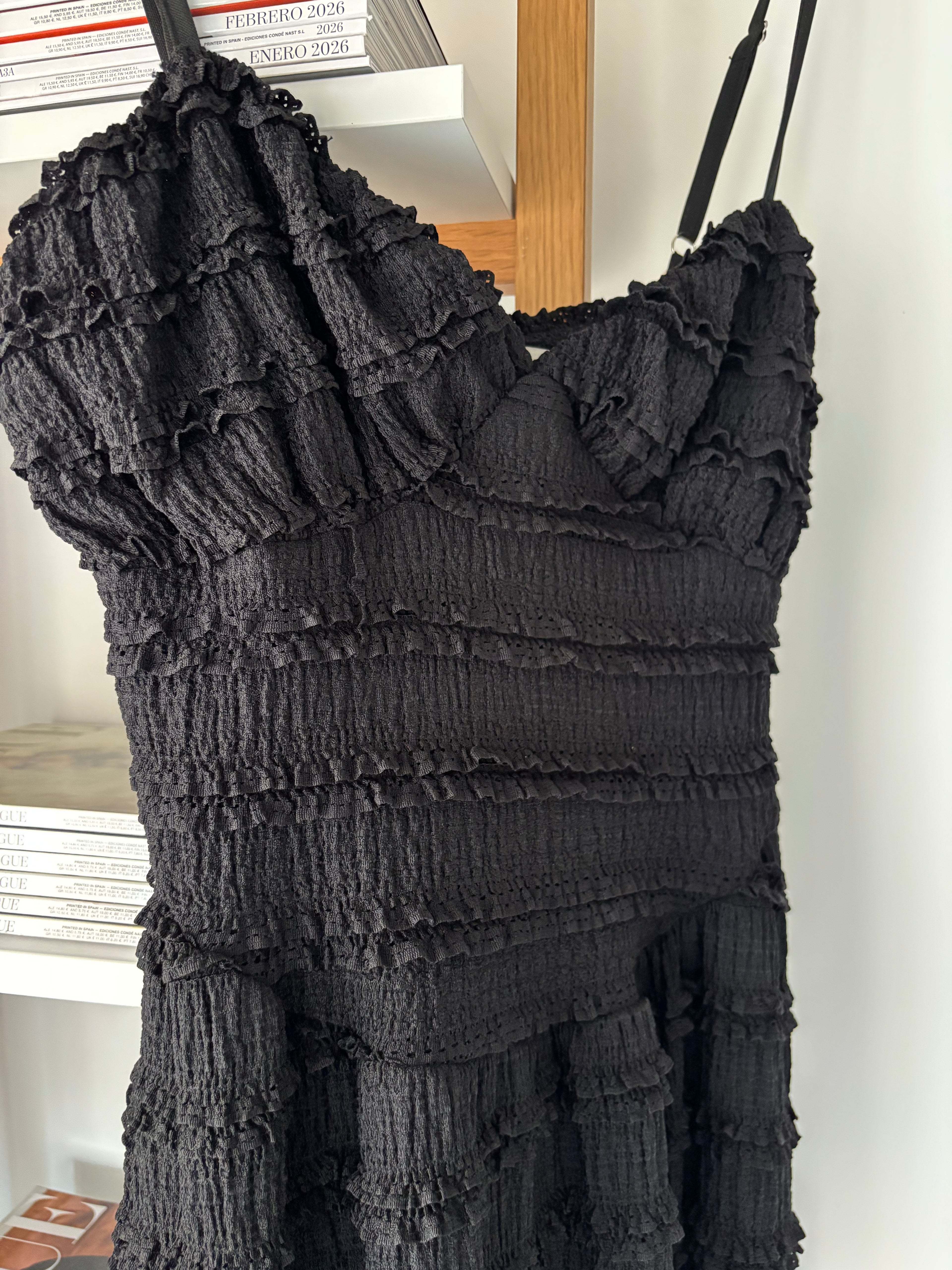 VESTIDO PUNTILLA