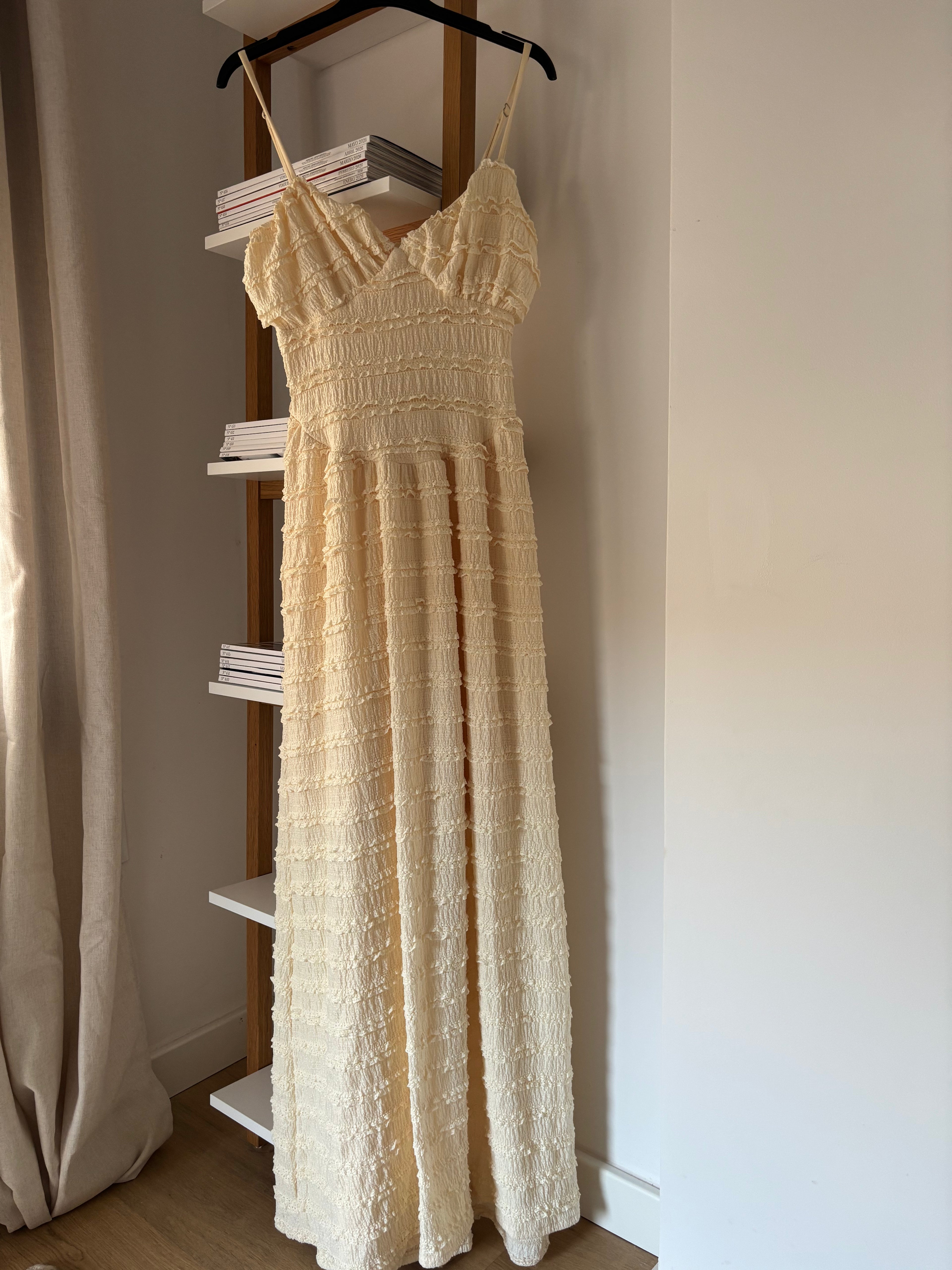 VESTIDO PUNTILLA