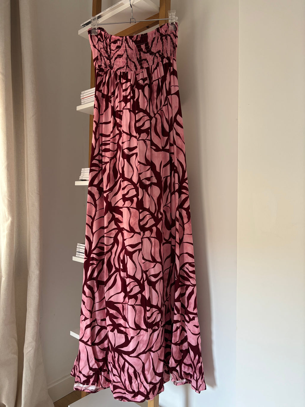 VESTIDO FUCSIA ESTAMPADO