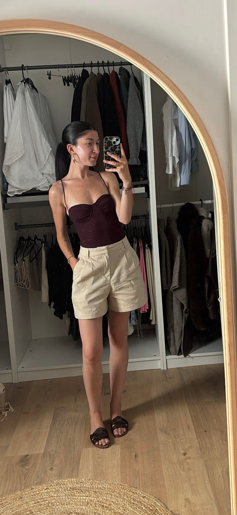 BERMUDAS DE LINO BEIGE